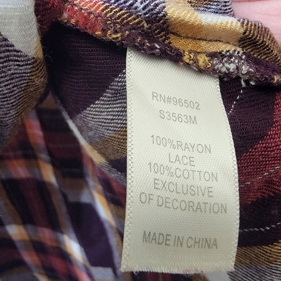 Krazy Kat Womens Flannel and Crochet Lace 100% Rayon LARGE Tab‎ Sleeves Blouse - Picture 4 of 9